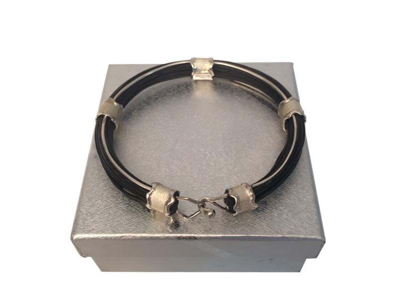 African Creative :: Gents Burnt Edges Silver And Elephant Hair Bangle