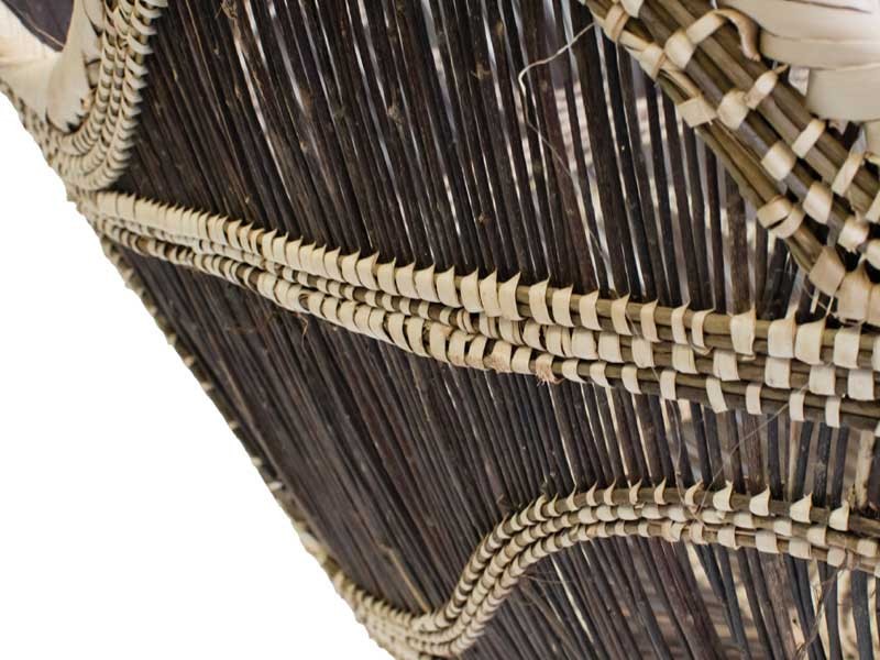 NyamiNyami Basket - side