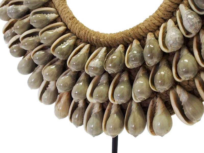 Decorative Shell Necklace - Grey