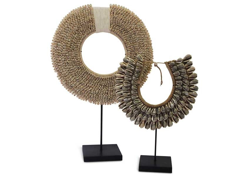 Decorative Shell Necklace - Grey